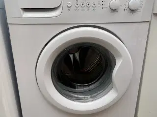 Vaske maskine og tørretrumble 