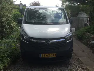 Opel vivario kassevogn