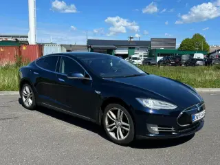 Tesla Model S  85