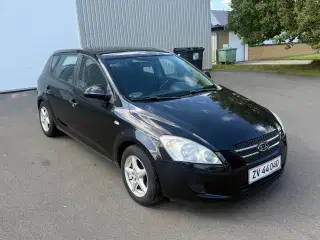 Kia Ceed 1,6 CRDi Active