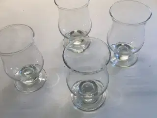 Glas på fod