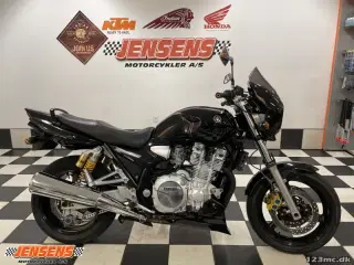 Yamaha XJR 1300