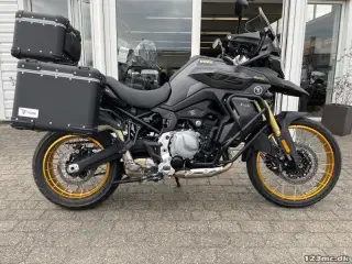 Voge DS 900 X