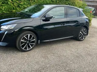 Peugeot 208 1,2 PureTech 100 Flash EAT8