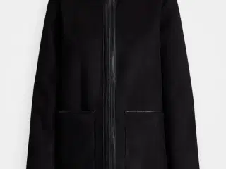Coach 