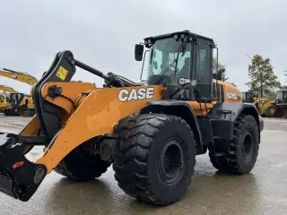 Case 921G XR