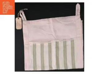 Hjemmesyet opbevaring fra Cherwell House (str. 104 x. 30 cm)