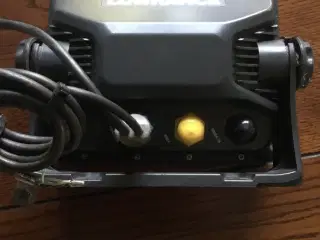 Kortplotter Lowrance HDS 5M.