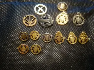 Militærmærker,pins og medaljer
