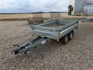 TRAILER, BRENDER
