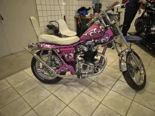 Honda Retro -flower Power model