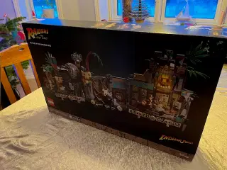 LEGO 77015  Indiana Jones Den gyldne afguds tempel