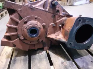 Dronningborg D4500 Gearkasse 46123900