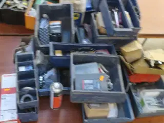 Div. værktøj og tilbehør (se billeder)
