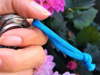 NØGLERING i paracord / faldskærmssnor