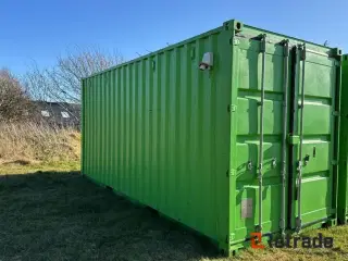 - - - 20 fods HC container special indrettet