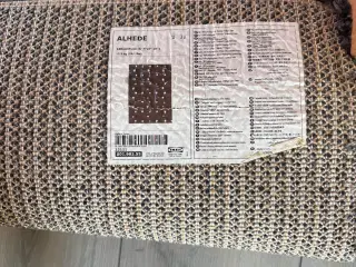 Alhede tæppe fra ikea