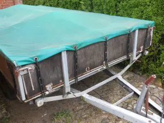 ældre 1300 kg Brenderup boogietrailer sælges 
