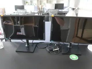 2 stk. computerskærme SAMSUNG S24E450, dockingstation LENOVO ThinkPad