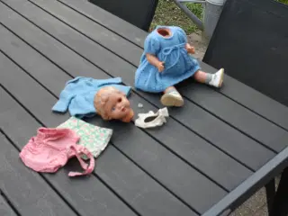 Gammel dukke