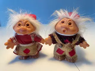 To nostalgiske Dam juletrolde