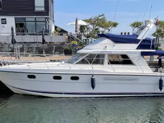 Motorbåd Princess 35 