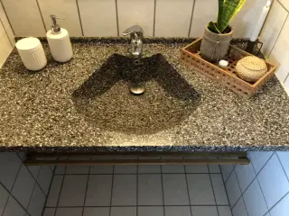Terrasso bord med vask