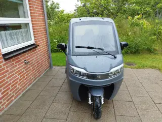 Kabinescooter E-Force R5