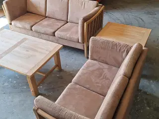 Sofagruppe med sofabord