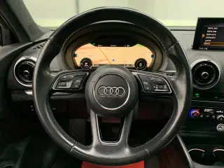 Audi A3 1,4 e-tron S-line Sportback S-tr.