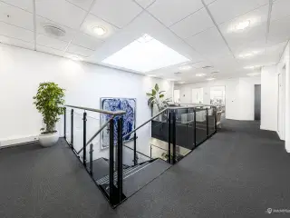 Kontorlejemål på 1.290 m²