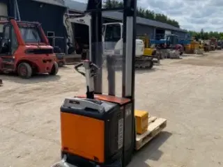 KUN 909t