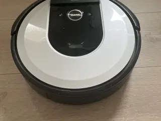 iRobot Roomba I7