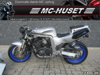 Suzuki GSXR 400