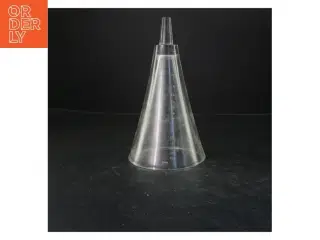 Transparent tragt (str. 26x14 cm)