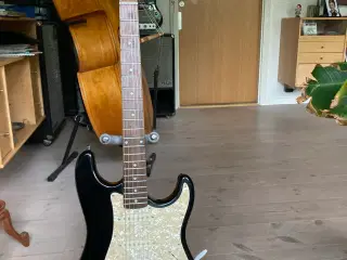 Strat model Slammer by Hamer med forstærker.