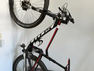 Scott carbon mountain bike