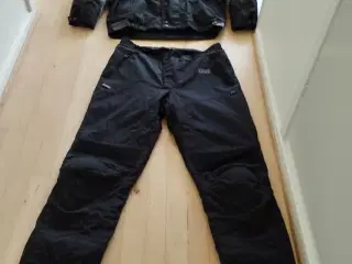  M.C.beklædning i  flot stand.