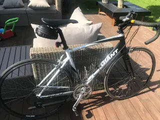 Racercykel  Giant defye serie 6000