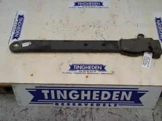 Ford R.H. Liftarm 81821333
