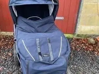 Barnevogn incl lift og 1 klapvogn