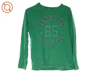 Bluse fra Benetton (str. 122 cm)