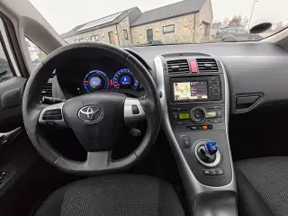 Toyota auris nysynet hybrid 