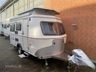 2023 - Eriba Touring 430 Legend   Lækker rejsevogn med fast dobbeltseng fra Hinshøj Caravan