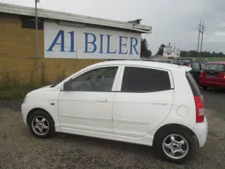 Kia Picanto 1,1 EX
