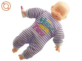 Babydukkke med tøj og sutteflaske (str. 25 cm)
