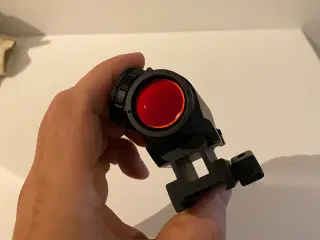 Bushnell TRS-25 + UTG riser