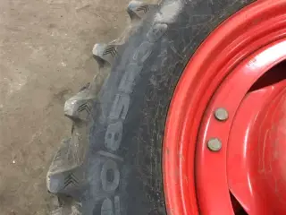 Alliance 320/90 R54 320/85 R38