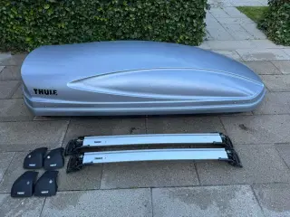Thule Atlantis 780 med tilhørende Thule Wingbar