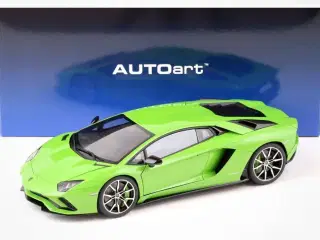 1:18 Lamborghini Aventador S